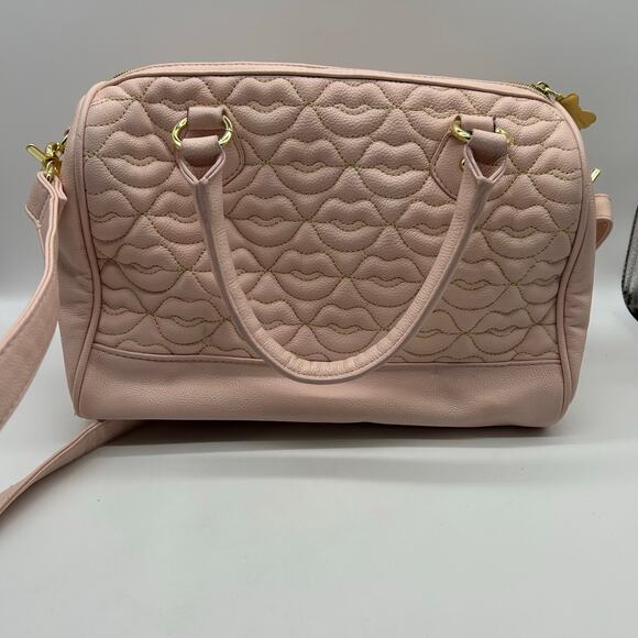 Betsy Johnson Light Pink Lip Purse Bag Removable Crossbody Strap - Picture 4 of 16
